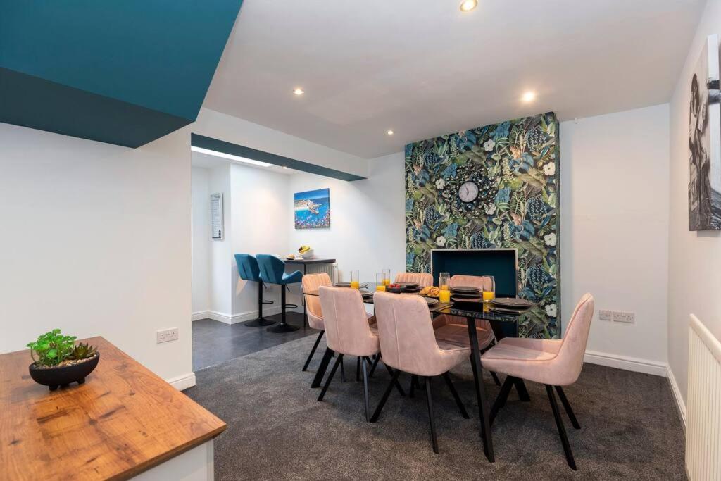 Town Centre & All The Comforts! Guisborough Exterior foto